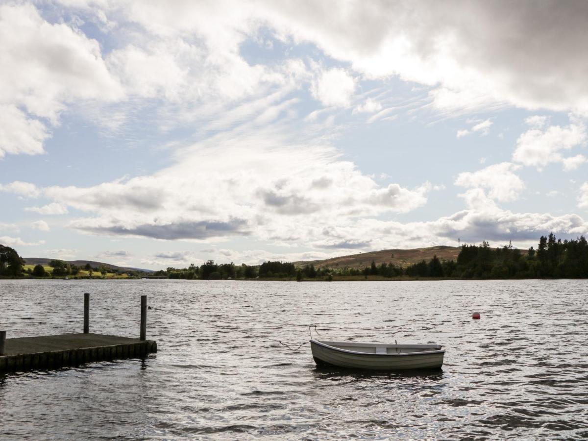 Burnside Villa Lairg Exterior photo